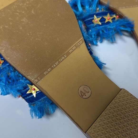 Blue FEATHER Sandals with Star Accents - Size 9 - BRAND NEW NWOB - Picture 3 of 4